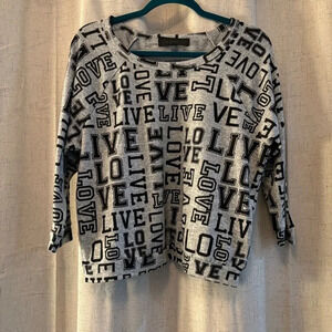 Almost Famous Light Sweater Size L. “Love” and “Live” Graphics in Gray and Black